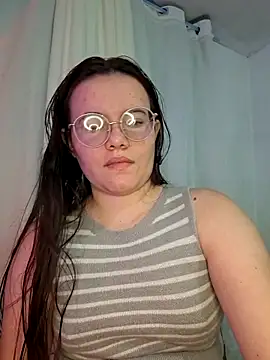 Snapshot of camillebr chatting on May 23, 10:58 pm camillebr online show from May 23, 10:58 pm