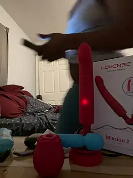 Yoshibaby2670 online show from February 8, 4:25 am