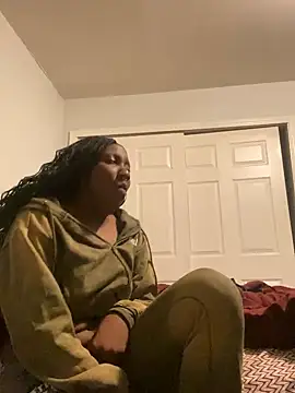 Yoshibaby2670 online show from February 18, 10:49 am