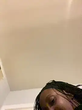 Yoshibaby2670 online show from February 26, 1:11 am