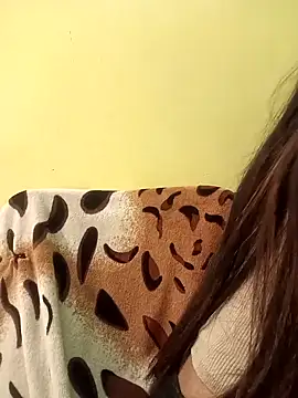 Snapshot of Stripper_Maahi chatting on February 14, 9:34 am Stripper Maahi online show from February 14, 9:34 am
