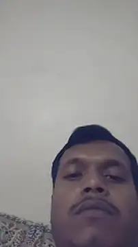 Snapshot of Anish4321@xh chatting on February 13, 1:29 pm Anish4321xh online show from February 13, 1:29 pm