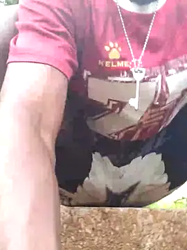 Snapshot of Kaizer1 chatting on February 24, 8:34 am Kaizer1 online show from February 24, 8:34 am