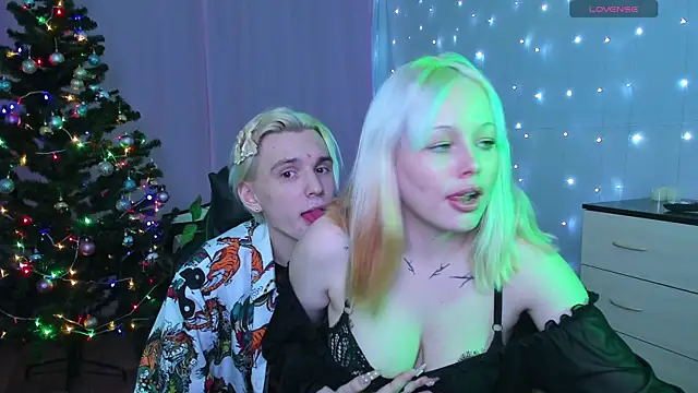 Mia Mason online show from January 3, 4:48 pm