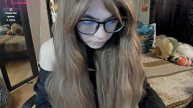 alexiamaleax online show from March 23, 12:47 am