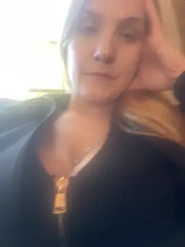 Kitty DaCocks online show from November 23, 8:41 pm