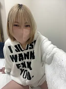 Snapshot of Hikaru-chan chatting on March 2, 10:16 pm Hikaru-chan online show from March 2, 10:16 pm