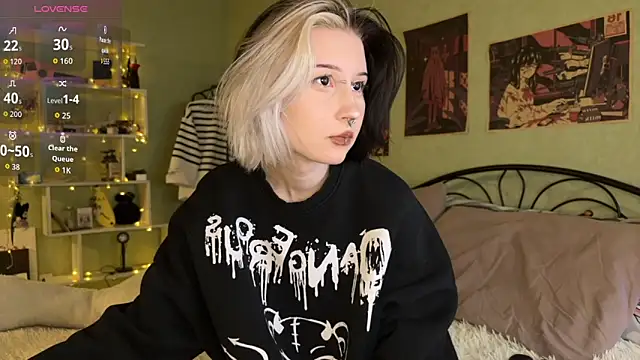 VeryRare TwinS online show from October 16, 9:38 pm