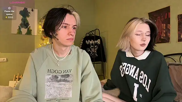 VeryRare TwinS online show from October 23, 10:08 pm