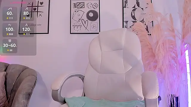 NiiaEvanss online show from November 10, 1:21 pm