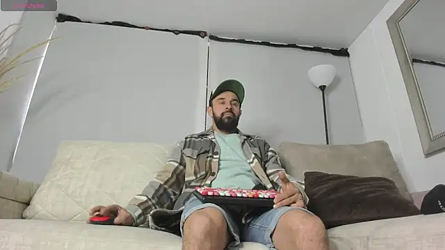 ragnar881547 online show from January 23, 12:41 pm