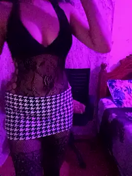 Snapshot of Angelnirvanaa chatting on April 28, 2:22 pm Angelnirvanaa online show from April 28, 2:22 pm