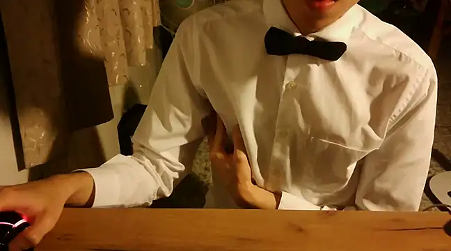 Snapshot of KYU890428 chatting on February 24, 5:20 pm KYU890428 online show from February 24, 5:20 pm