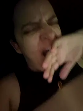 AliceRuivinha2 online show from March 5, 10:22 am