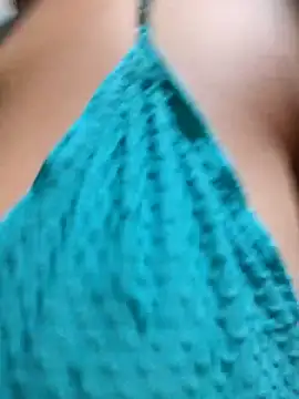 AliceRuivinha2 online show from March 6, 12:45 pm