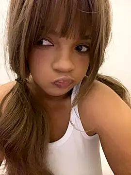 Snapshot of AwkwardJasminee chatting on November 23, 12:38 pm AwkwardJasminee online show from November 23, 12:38 pm