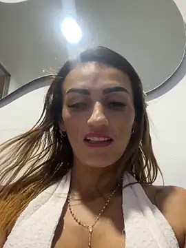 Samantha bigboobs online show from December 19, 11:45 pm