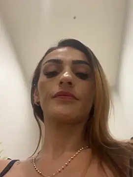 Samantha bigboobs online show from December 22, 7:55 pm