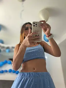 Samantha bigboobs online show from February 26, 4:50 pm