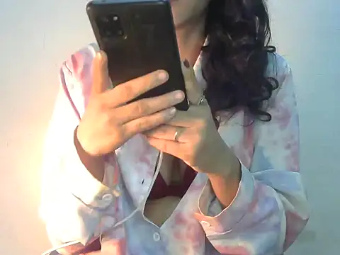 Horny honey69 online show from February 27, 3:05 pm