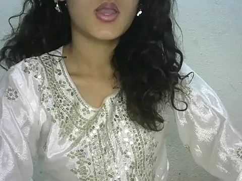 Horny honey69 online show from March 3, 10:28 am