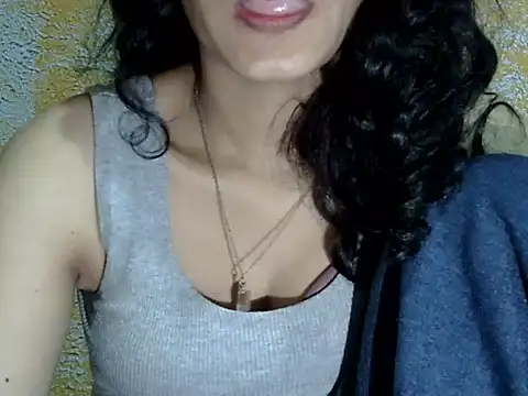Horny honey69 online show from September 14, 12:59 pm