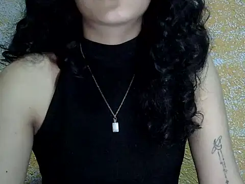 Horny honey69 online show from September 21, 5:36 pm