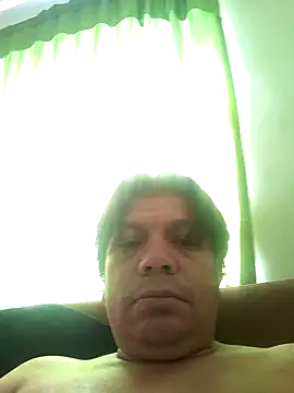 Snapshot of escorpio50jt chatting on June 28, 3:07 pm escorpio50jt online show from June 28, 3:07 pm