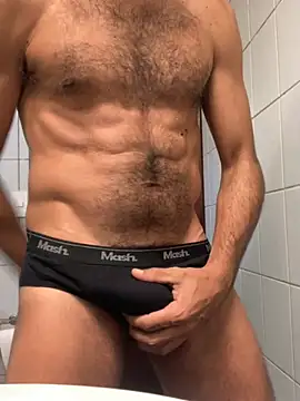 JoaoLenhador online show from February 16, 3:05 pm