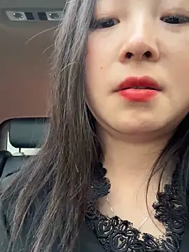 SSSniang- online show from January 29, 12:45 pm