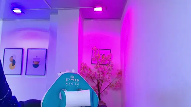 Arianna sweeet online show from March 29, 3:39 am