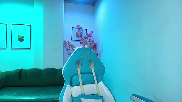 Snapshot of Arianna_sweeet chatting on July 26, 3:58 am Arianna sweeet online show from July 26, 3:58 am