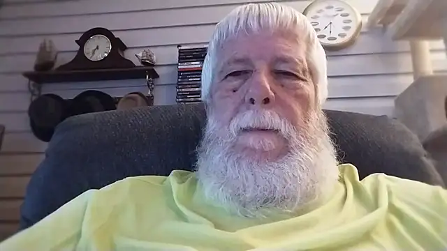 Snapshot of Futura_intx chatting on July 14, 12:33 pm Futura intx online show from July 14, 12:33 pm