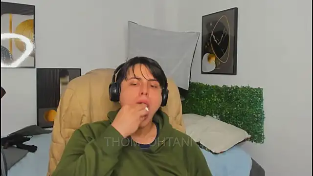 Thom Ohtani online show from May 13, 11:33 pm