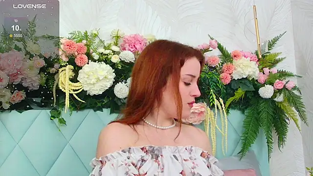 EllieGarson online show from October 9, 5:11 pm