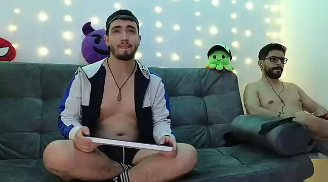ErickBrant online show from January 24, 1:45 am