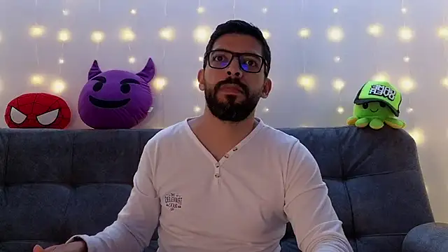 ErickBrant online show from March 4, 8:49 pm