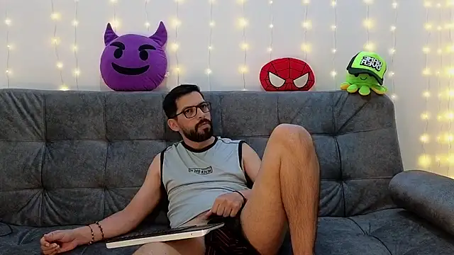 ErickBrant online show from March 7, 12:26 am