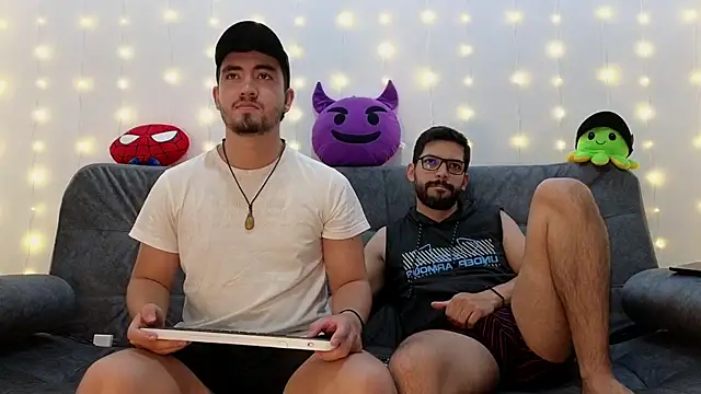 ErickBrant online show from March 11, 1:16 am