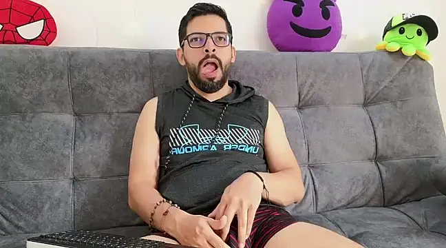 ErickBrant online show from March 11, 2:51 pm