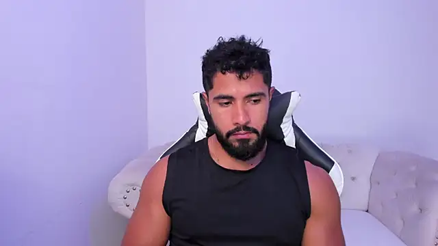 Santiago huntt online show from February 13, 9:00 pm