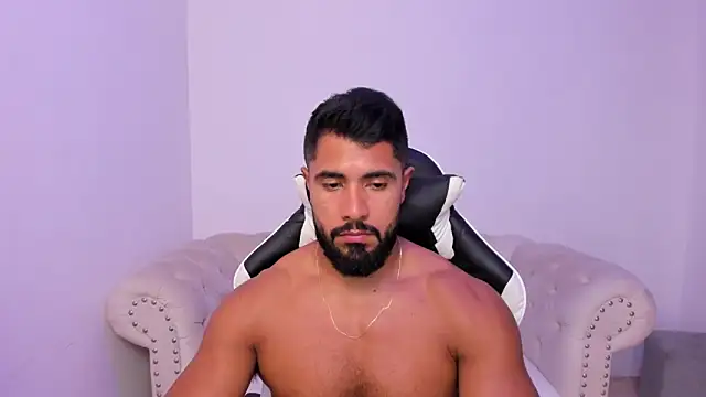 Santiago huntt online show from February 23, 8:28 pm