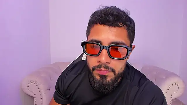 Santiago huntt online show from March 16, 8:35 pm