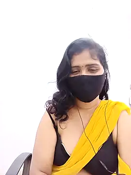 Lucky-Deepthi online show from October 25, 12:18 am