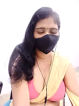 Lucky-Deepthi online show from April 5, 1:30 pm