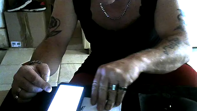 aigledauphin online show from November 6, 10:49 am