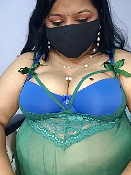 BigAssSarah online show from March 19, 7:40 pm