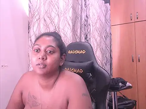 Snapshot of Indian_Ruby99 chatting on February 8, 9:24 am Indian Ruby99 online show from February 8, 9:24 am