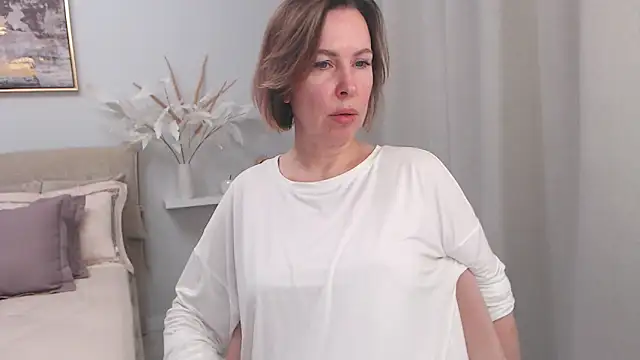 AnnyUBright online show from March 27, 1:55 pm