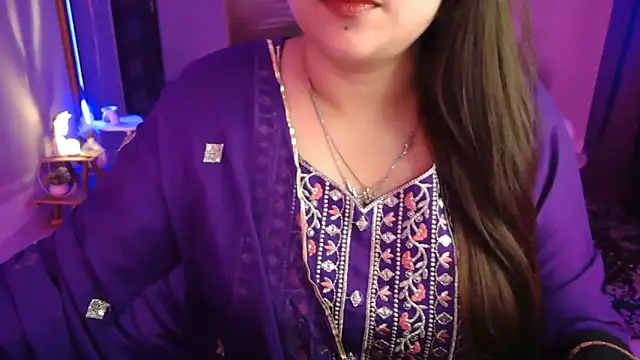 Mitikaa online show from November 3, 2:18 pm